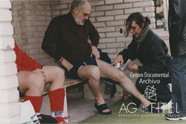 Partido de fútbol entre el equipo patrocinado por el Instituto de Formación y Estudios Sociales y el de MCA-UGT