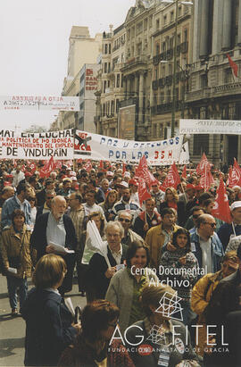Manifestación 1º de mayo de 1999 por la calles de Madrid